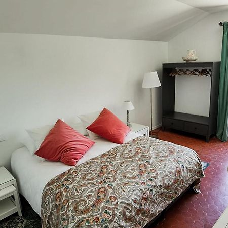 Le Pavillon D'Arnajon Hotel Le Puy-Sainte-Réparade Kültér fotó